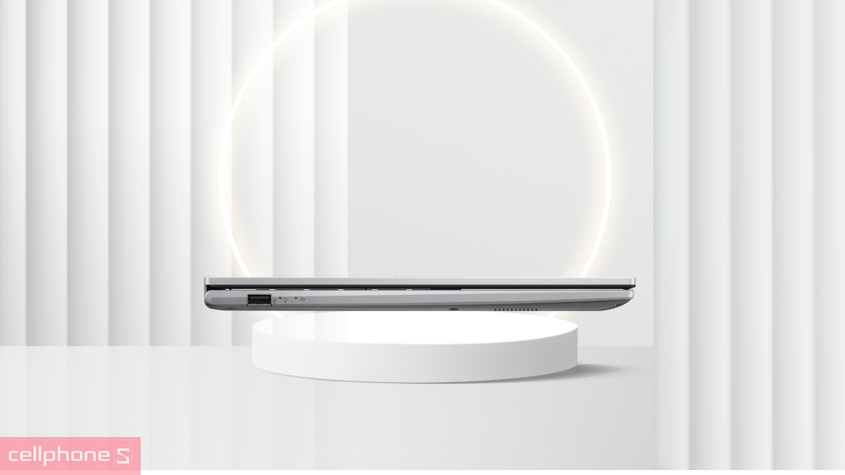ASUS Vivobook i3 được trang bị các cổng kết nối phổ biến