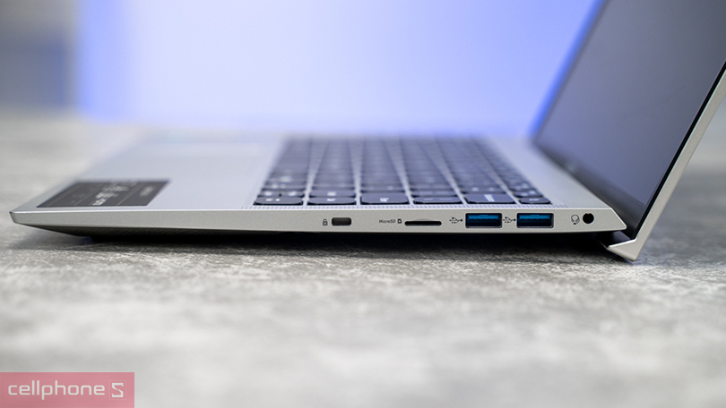 Trang bị đa dạng cổng kết nối khác nhau