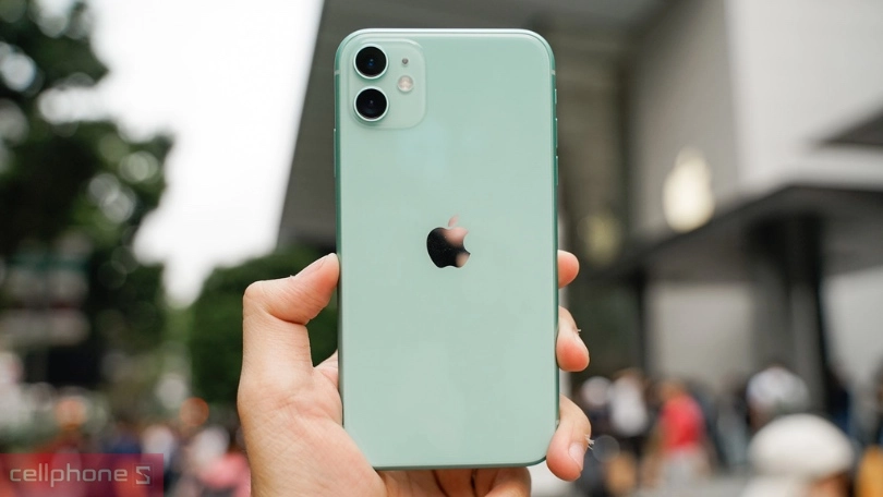 iPhone 11