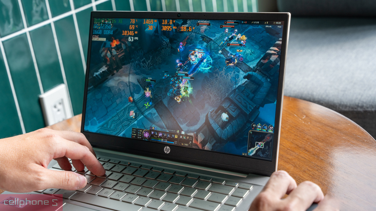 Bộ vi xử lý core i5 mạnh mẽ, mượt mà