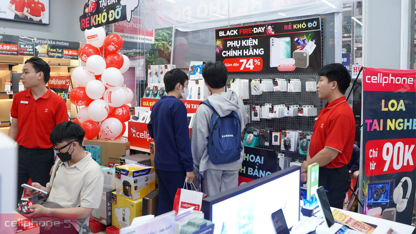 Mua quạt kẹp bàn, kẹp xe em bé giá rẻ, chính hãng tại CellphoneS