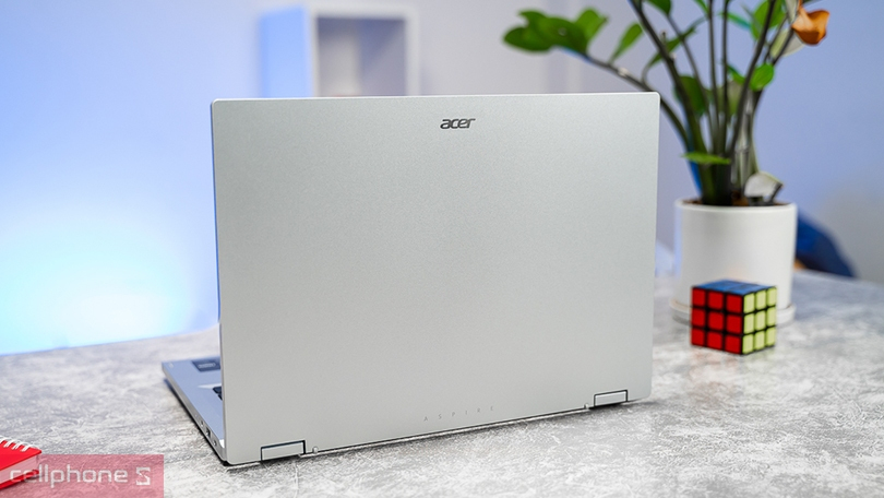 Chọn Acer i3 theo ổ cứng SSD