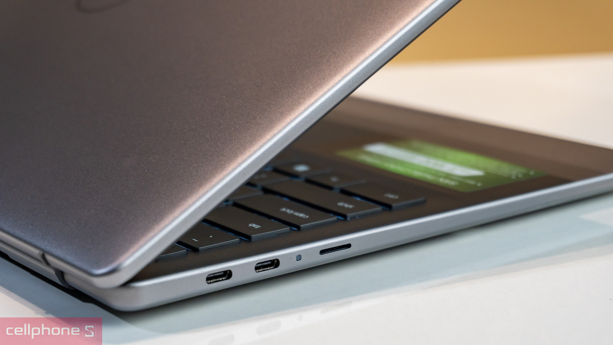 Đa dạng cổng kết nối tiện lợi