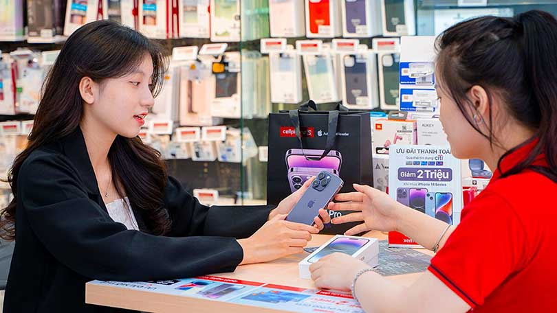 Tại sao nên mua điện thoại OPPO 4 triệu chính hãng tại CellphoneS