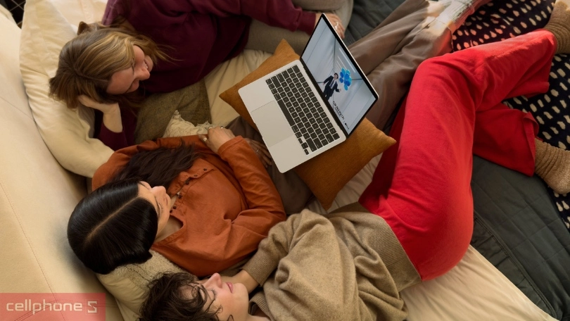 Các tính năng hỗ trợ công việc và giải trí