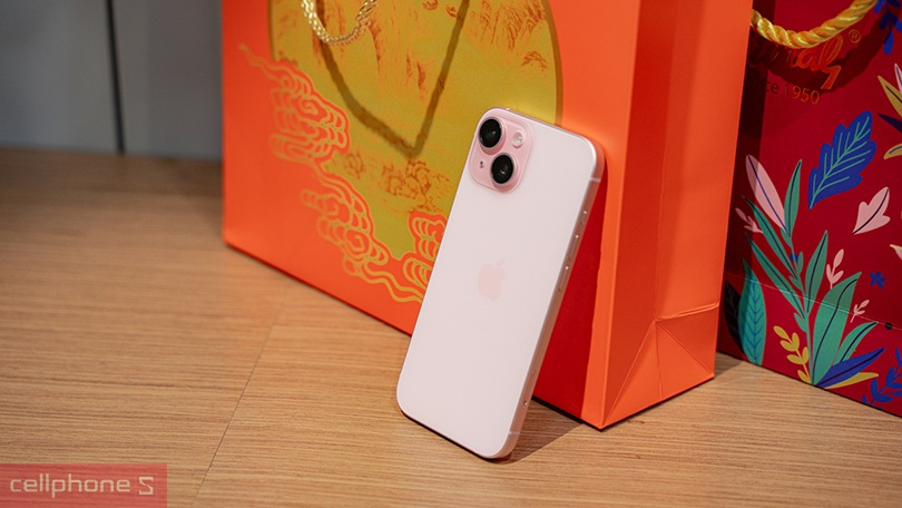 Tại sao nên mua điện thoại 25 triệu tại CellphoneS