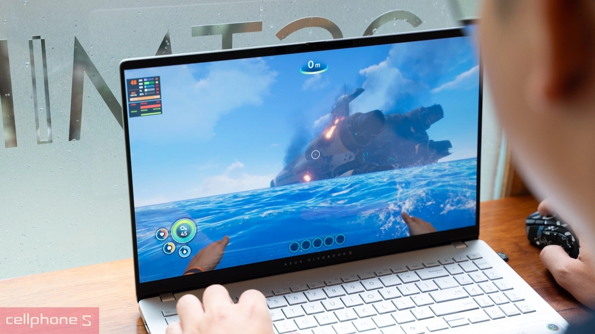 Màn hình sắc nét, sống động, tần số quét cao