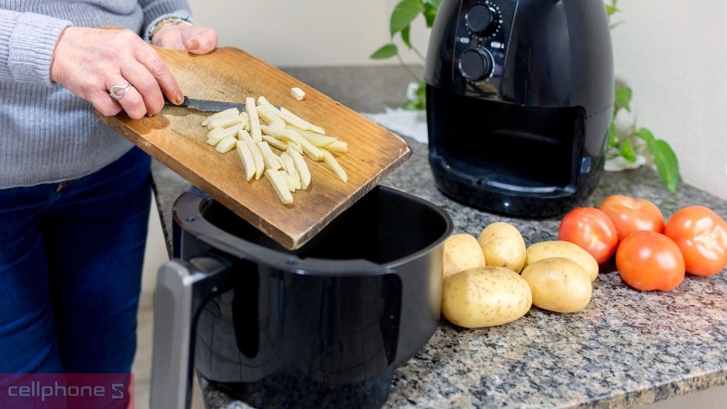 công suất nồi chiên không dầu 12l