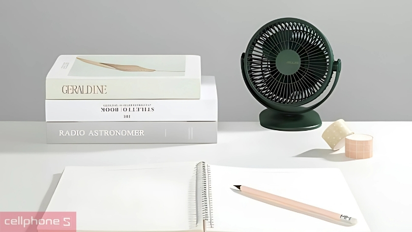 Quạt kẹp bàn làm việc, văn phòng