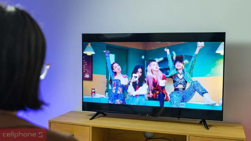 Cách chọn smart tivi 7 triệu phù hợp gia đình