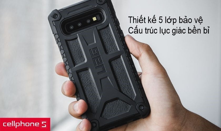 Thiết kế mạnh mẽ với những đường nét góc cạnh đặc trưng của UAG cùng với 5 lớp bảo vệ