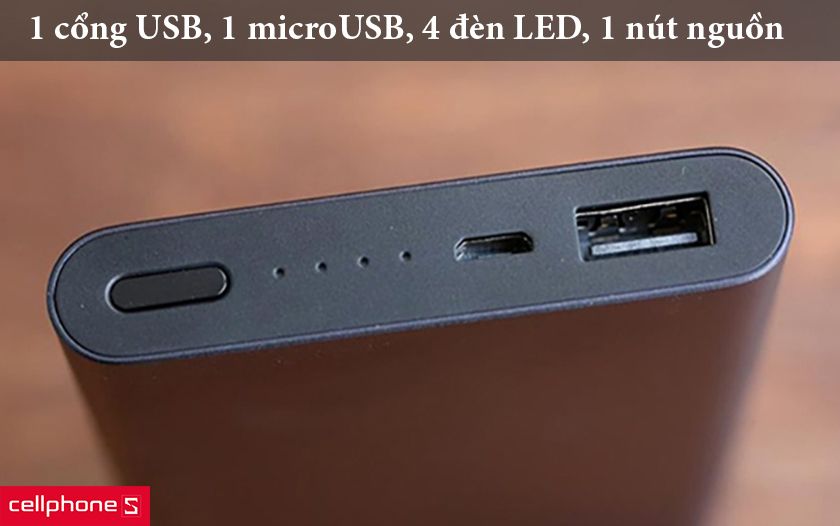 Một cổng sạc USB được tích hợp sạc nhanh, dung lượng pin cao 10000 mAh
