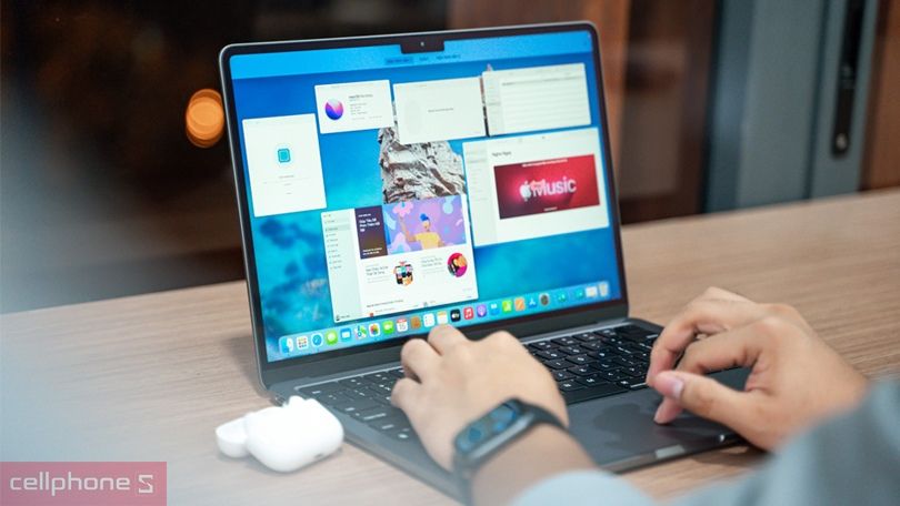 Apple Macbook Air M2 2022 8GB 256GB 