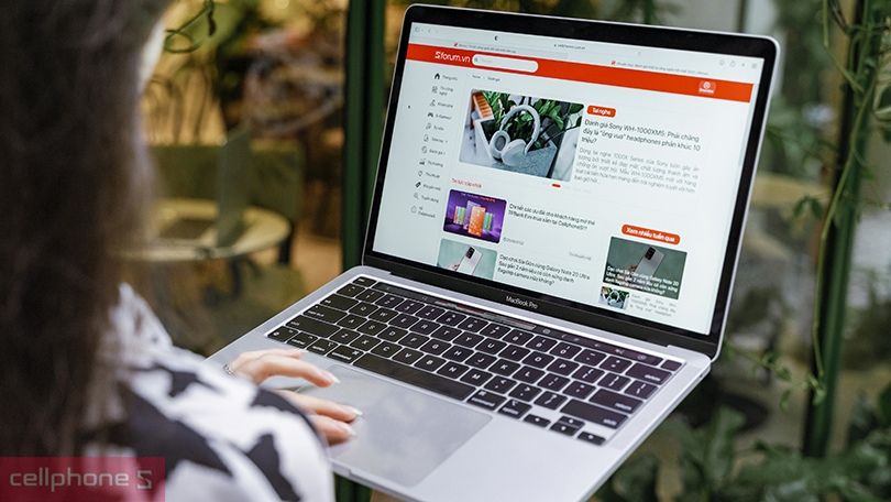 Macbook Pro M2 2022