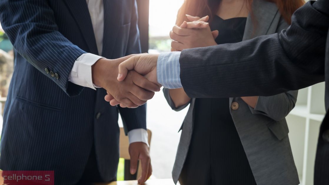 Mua tặng các đối tác của công ty