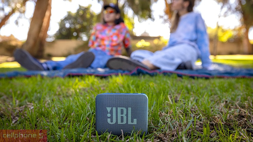 Công suất loa Bluetooth JBL Go Essential 2