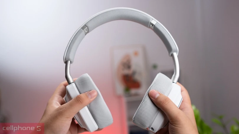 Micro và chất lượng đàm thoại của tai nghe chụp tai ASUS ROG Delta Gen II