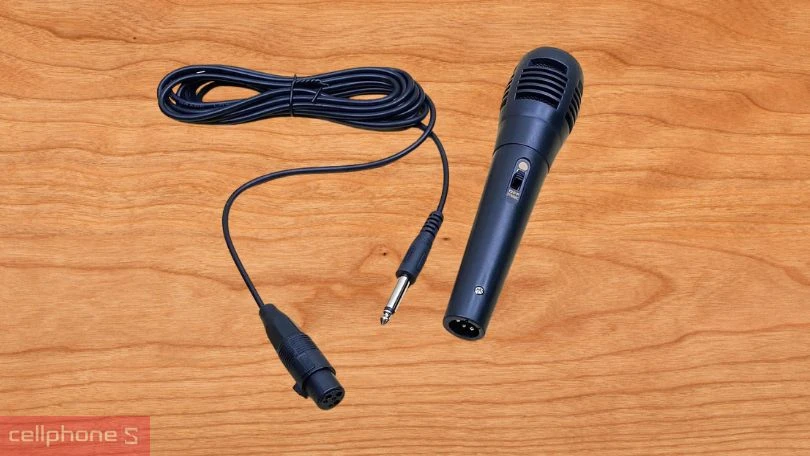 Micro karaoke có dây