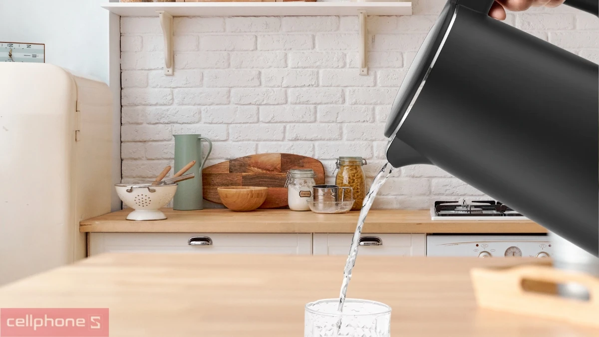 Dung tích chứa của ấm siêu tốc Magic Eco AC-43