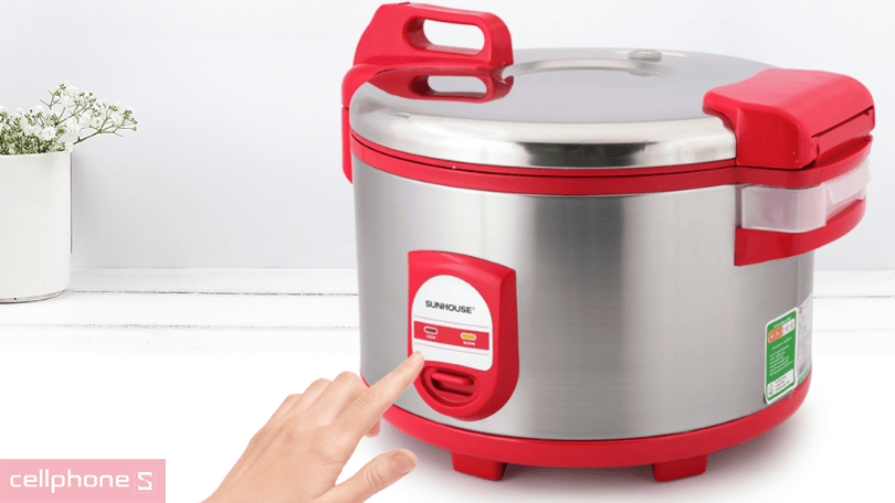 Dung tích nồi cơm điện 5.6L Sunhouse SH866