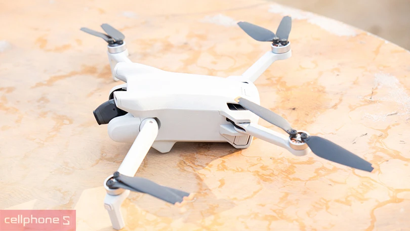 Flycam DJI mini 3 khả năng quay 4K