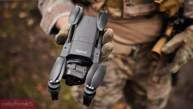 Flycam Parrot Anafi USA