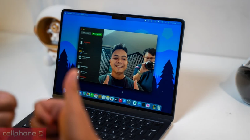 MacBook Air M2 2024 8CPU 10GPU 16GB 256GB Sạc 30W - Cũ Đẹp