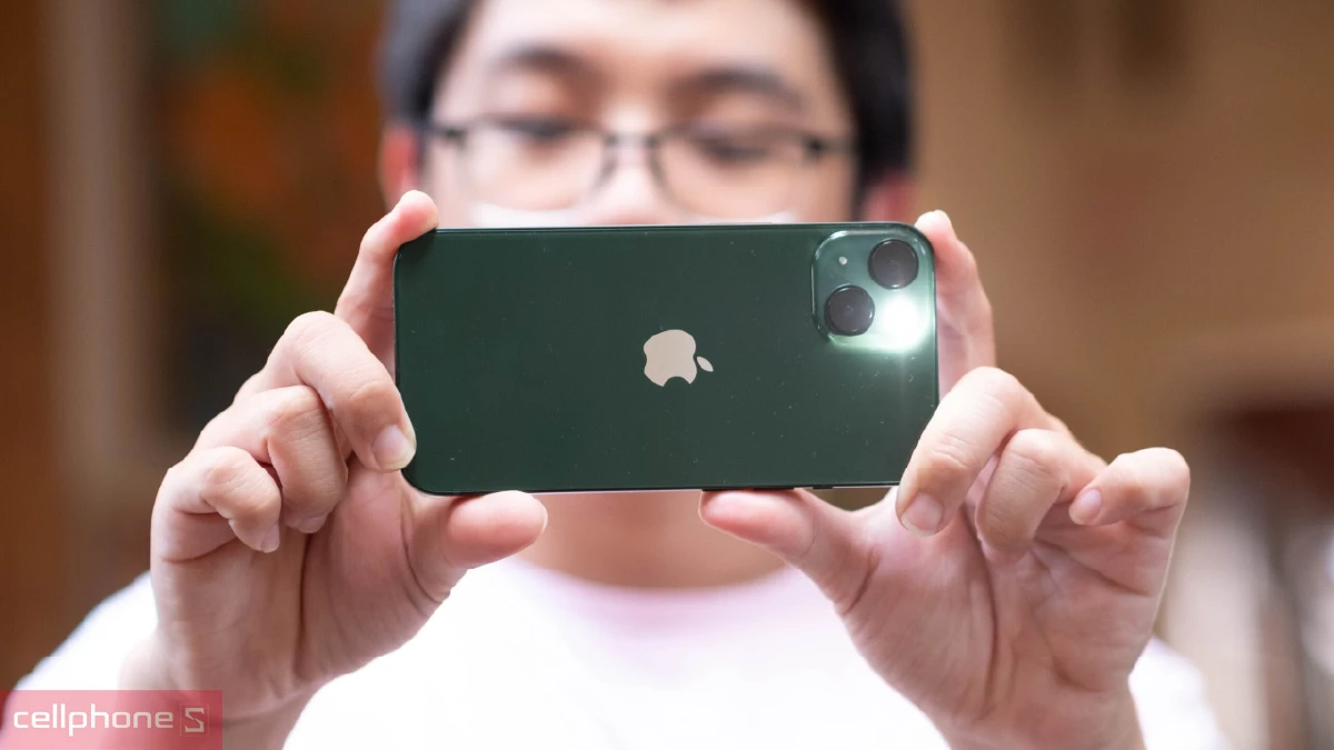 Thiết kế iPhone 13 2 Sim cũ đẹp 