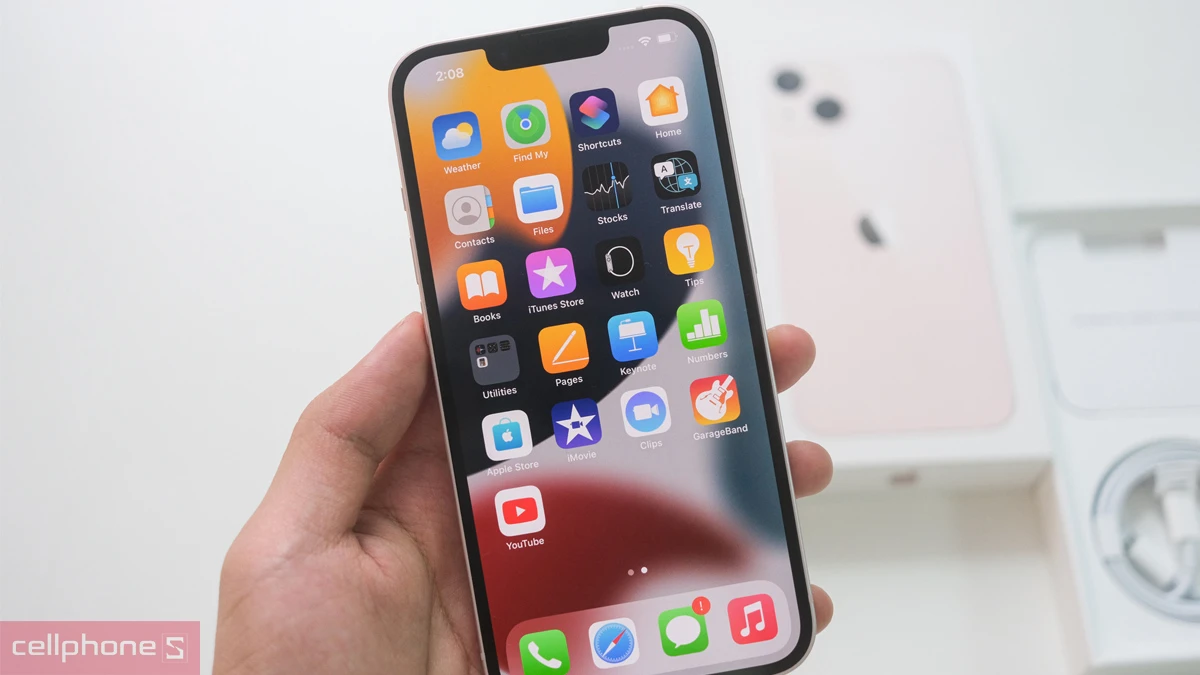Điện thoại iPhone 13 cũ trầy xước