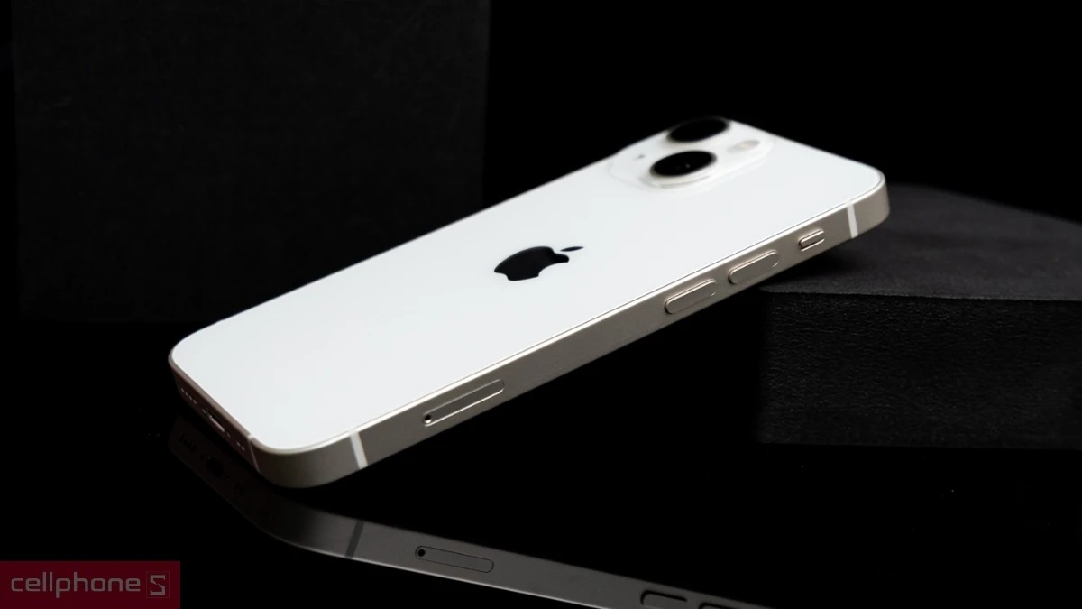 Ngoại hình iPhone 13 mini 256GB cũ trầy xước