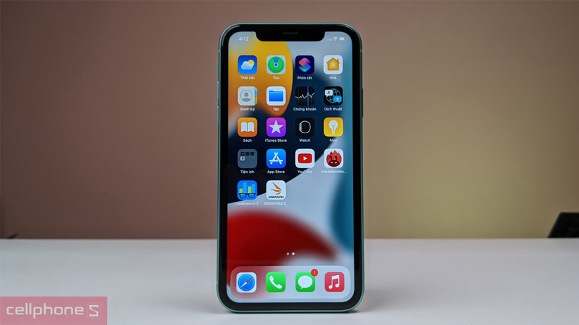 iPhone 11 Base cũ trầy xước