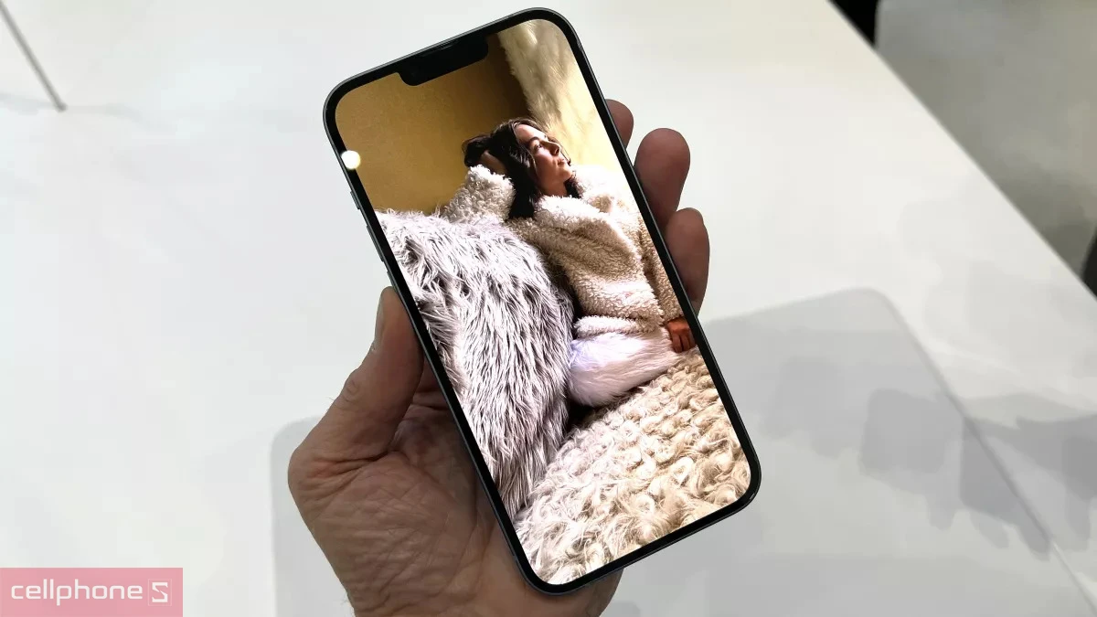Hiệu năng xử lý mạnh mẽ của iPhone 14 Plus 256GB cũ trầy xước