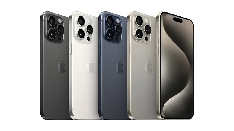 Dung lượng iPhone 15 Pro Max 256GB 2 SIM cũ trầy xước