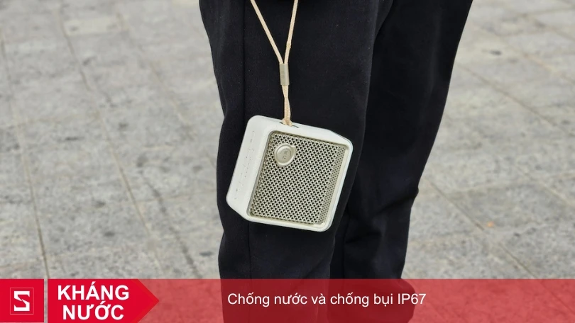 Khả năng kháng nước của loa Bluetooth Edifier ES20