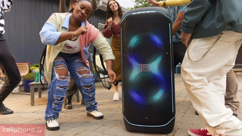 Loa Bluetooth JBL PartyBox Ultimate - Trải nghiệm âm thanh ấn tượng bao trùm không gian