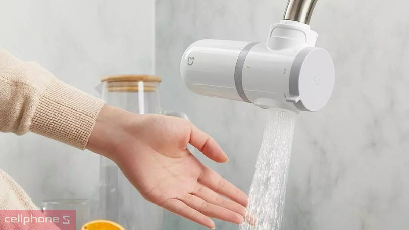 Ưu điểm và hạn chế thường thấy của máy lọc nước tại vòi là gì?