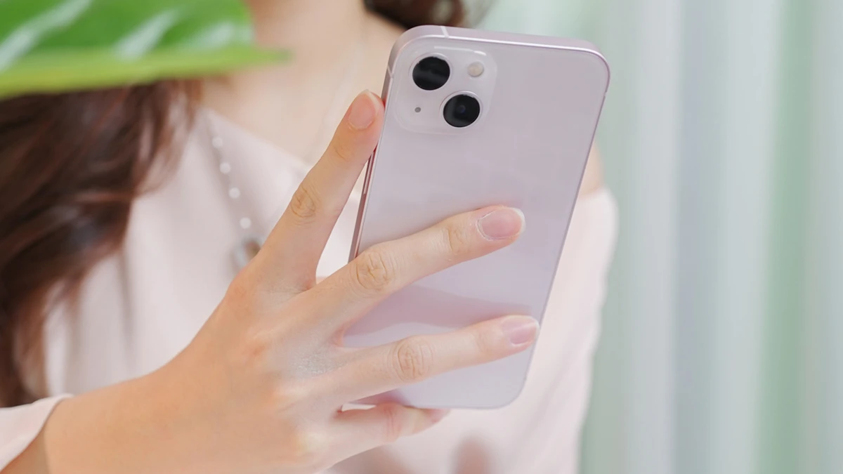 So sánh iPhone 13 và iP 13 mini