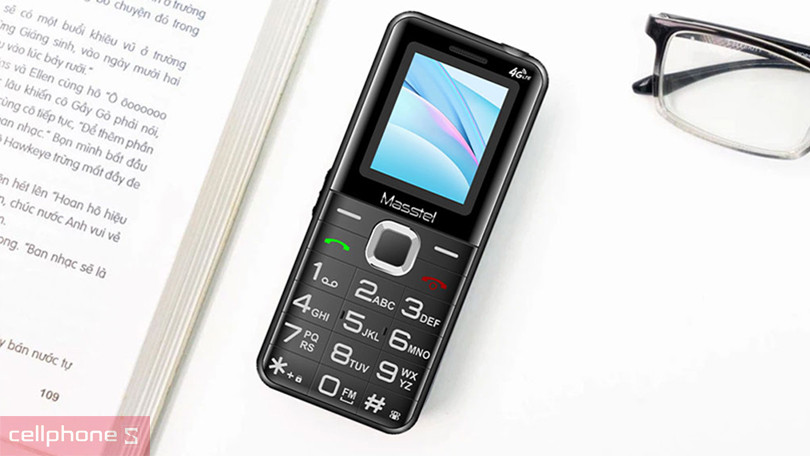 Masstel IZI 20 4G - Thiết kế bền bỉ, nhiều tính năng độc đáo