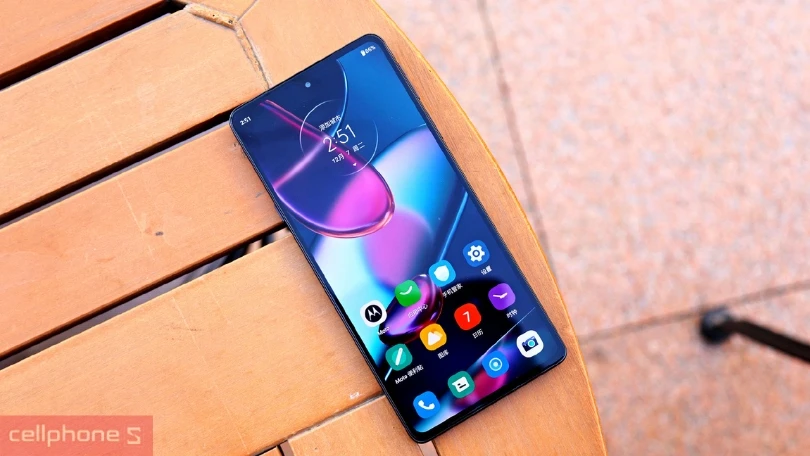 Đánh giá điện thoại Motorola Edge X30