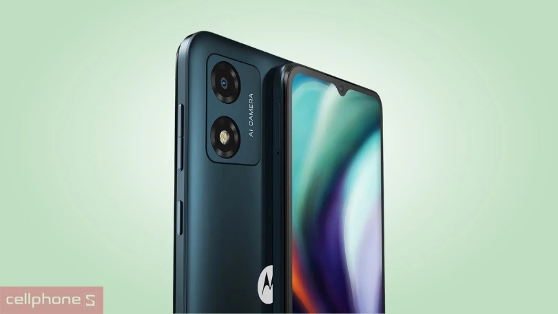 Motorola Moto E13 - Thiết kế thanh lịch với khả năng đáp ứng mọi tác vụ