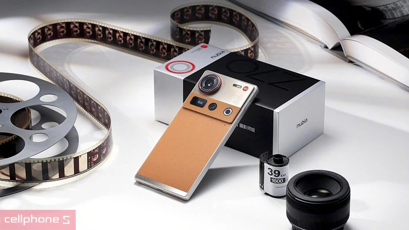 Điện thoại Nubia Z70S Ultra 5G giá bao nhiêu