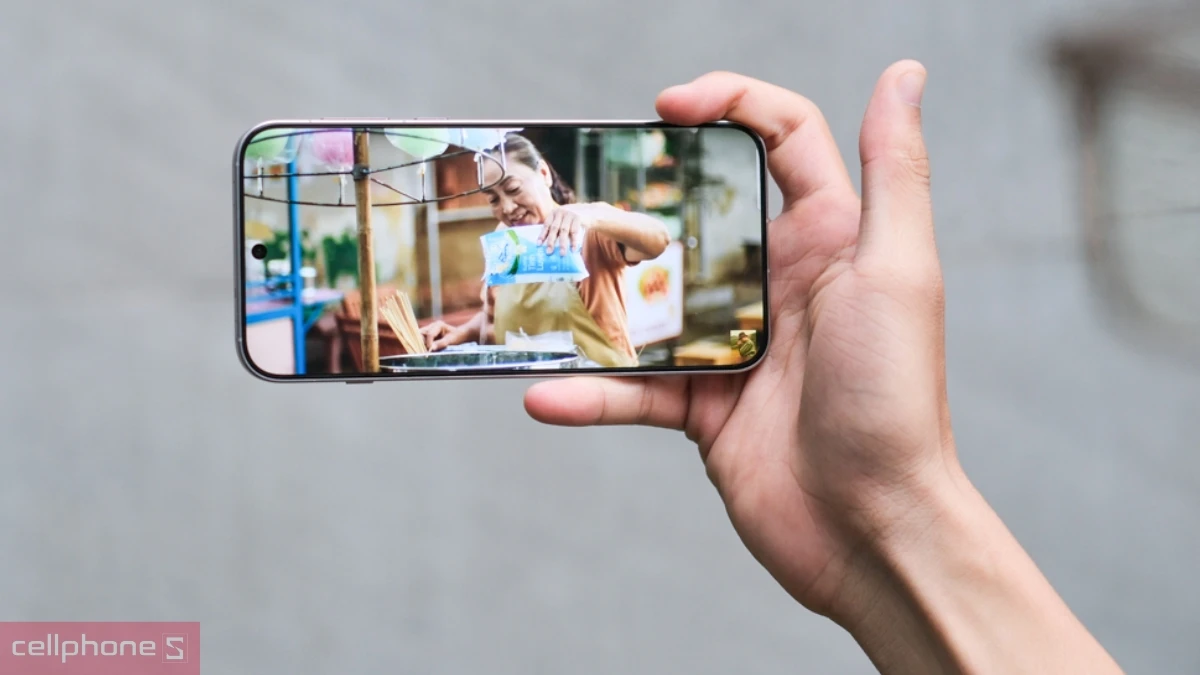 Oppo Find X9 Pro sở hữu tấm nền OLED