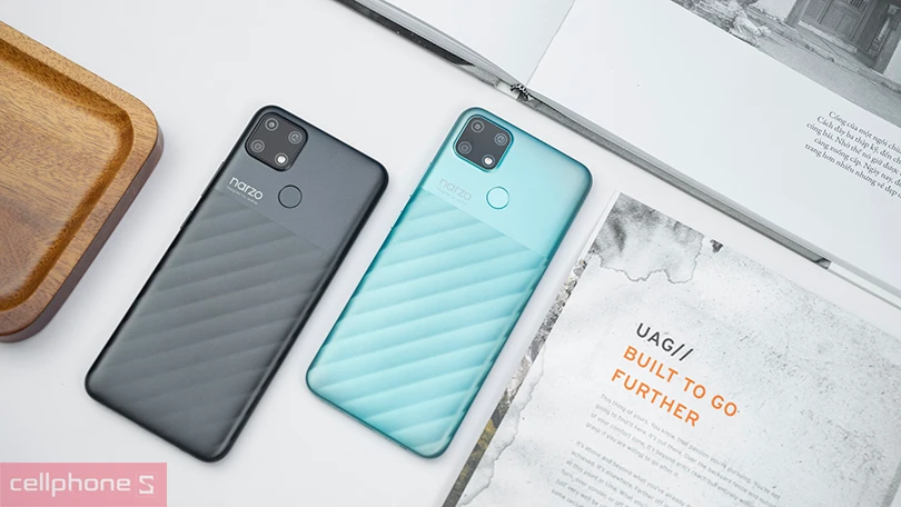 Thiết kế họa tiết sọc chéo độc đáo, màn hình 6.5 inch viền siêu mỏng