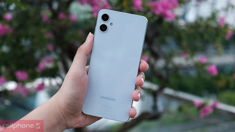 Samsung Galaxy A05 được hoàn thiện bằng chất liệu nhựa cao cấp