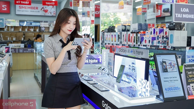 Trải nghiệm ngay trên tay sản phẩm Samsung S24 Ultra tại cửa hàng CellphoneS