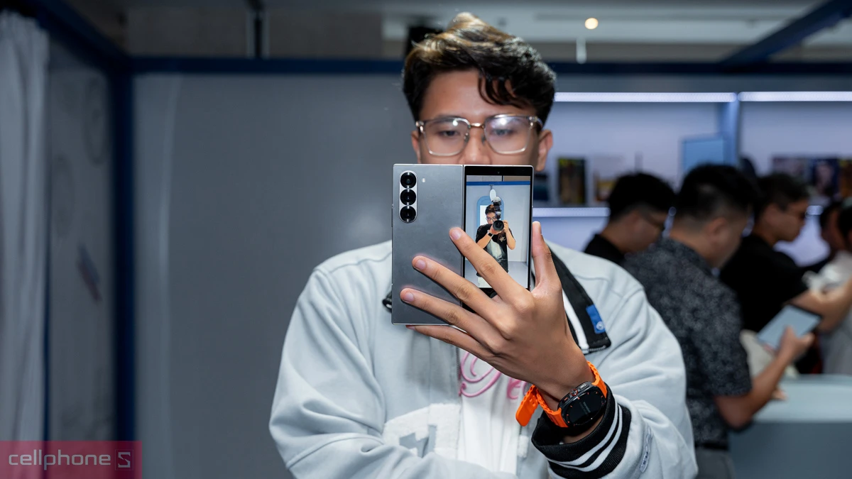 Tính năng công nghệ khác của Samsung Z Fold 7
