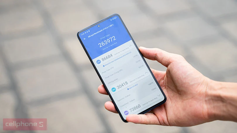 Tecno Camon 20 - Thiết kế ấn tượng, hiệu năng ổn định
