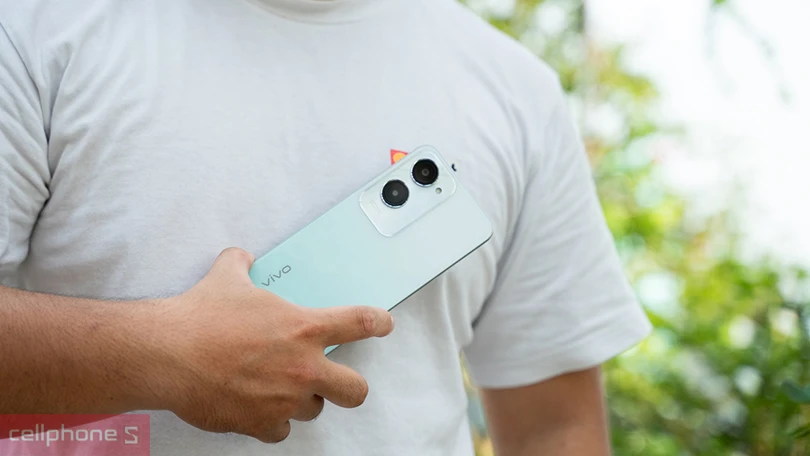 Điện thoại vivo Y18S có giá bán bao nhiêu?