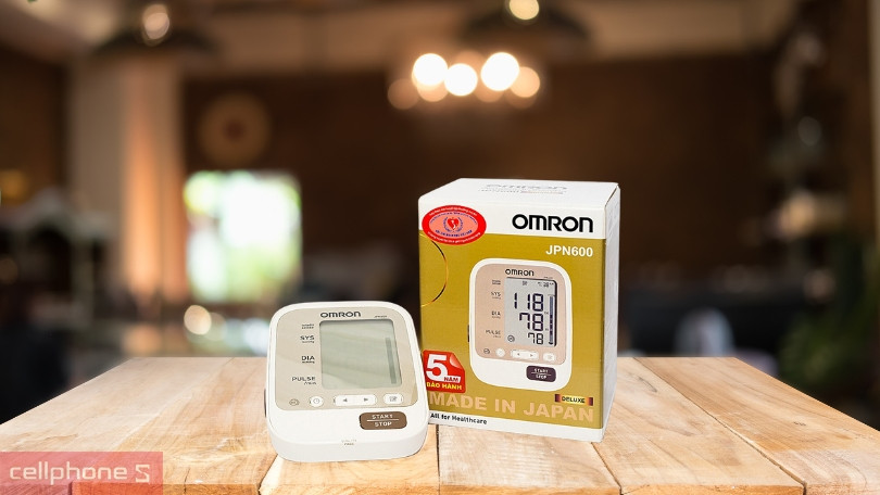 Hướng dẫn sử dụng chi tiết máy đo huyết áp bắp tay Omron JPN600