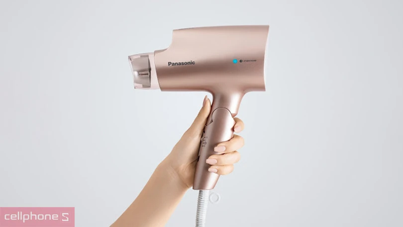 Máy sấy tóc Panasonic EH-NA27 – Trang bị công nghệ naoe, sấy khô và dưỡng tóc hiệu quả